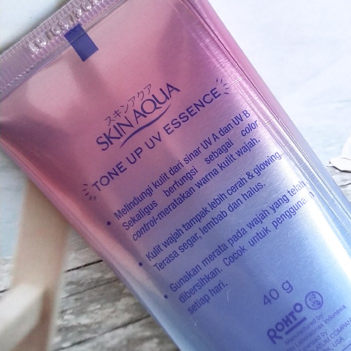 Cek Ingredients Skin Aqua Tone Up Sunscreen terbaru