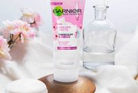 shopee garnier glow whip pinkish