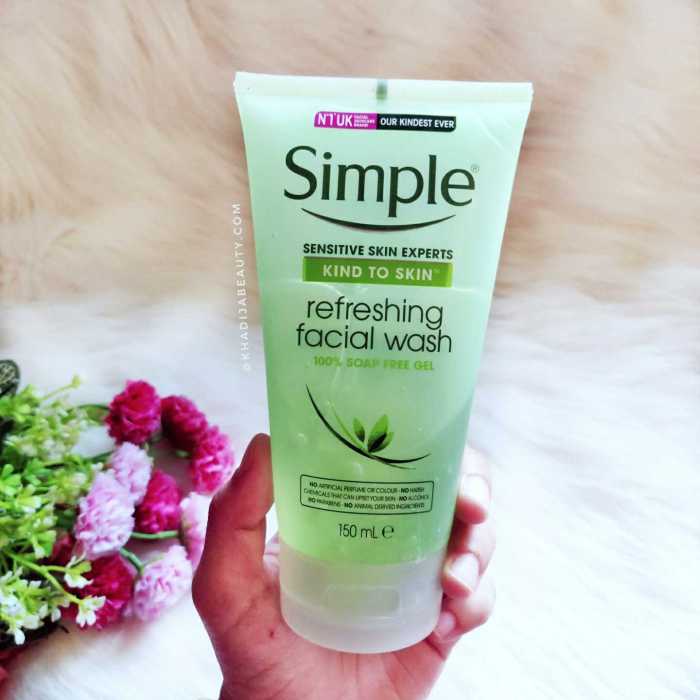 Cek Ingredients Simple Refreshing Facial Wash terbaru