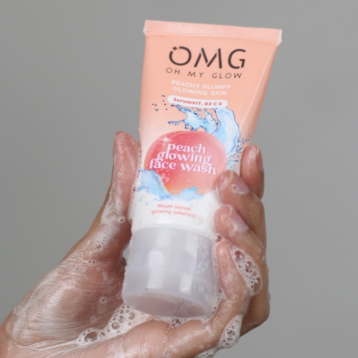 Cek Ingredients OMG Peach Glowing Facial Wash terbaru