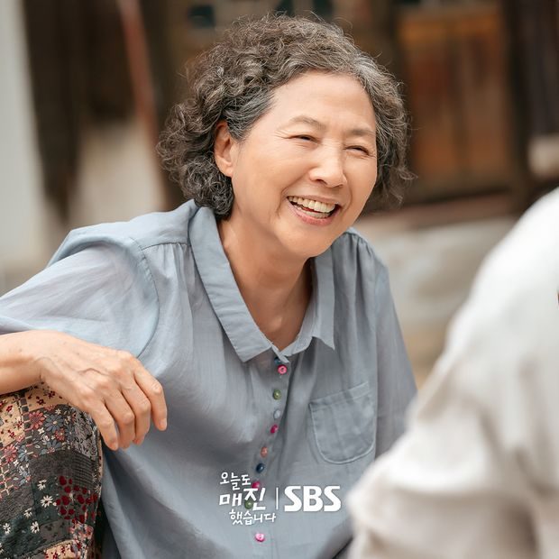 Kehadiran pemeran veteran Go Doo Shim memberikan sinergi lintas generasi yang siap memperkaya cerita.