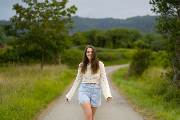 Ciri kepribadian perempuan berjiwa bebas terlihat dari keberanian menjadi diri sendiri, yang terbukti meningkatkan kesejahteraan hidup.