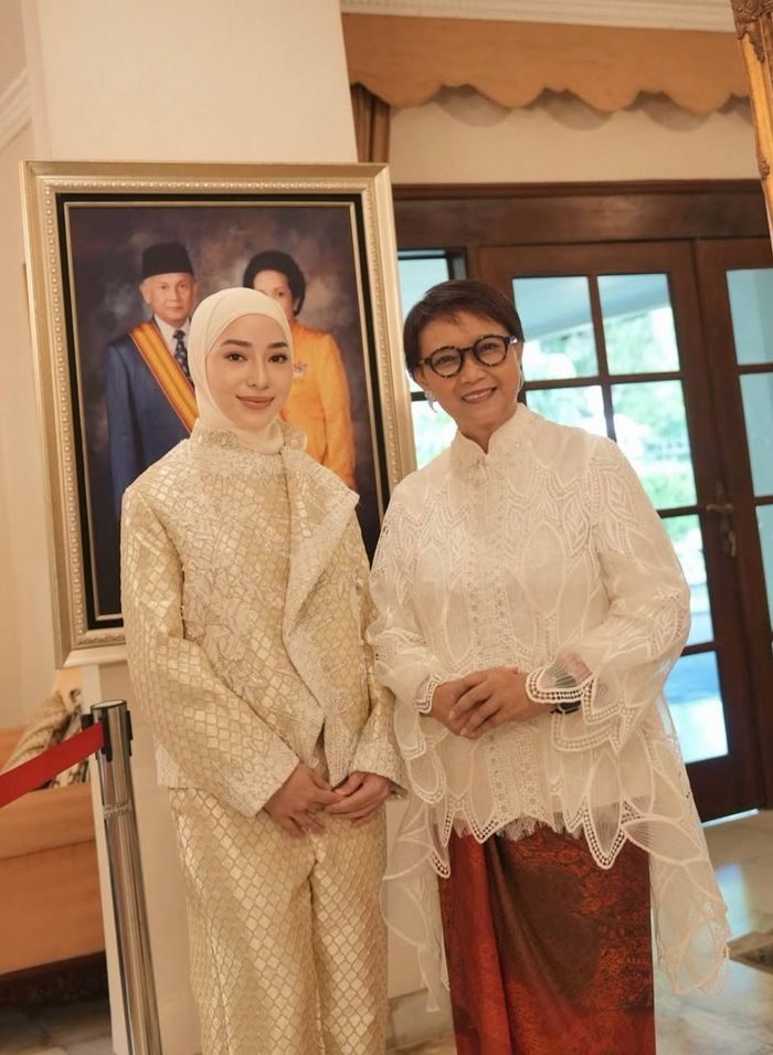 Nikita Willy dan Retno Marsudi