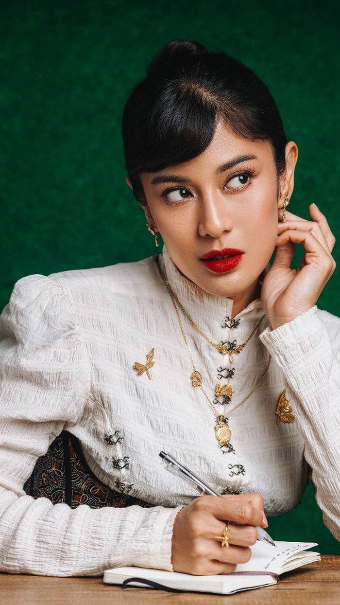 Dian Sastrowardoyo