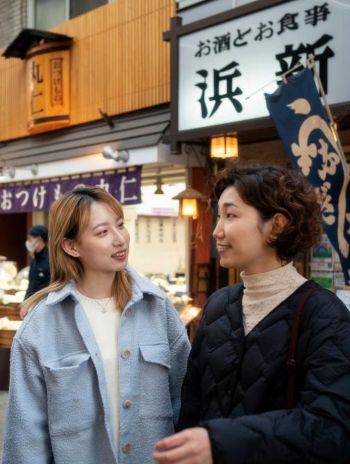 Ilustrasi menghadiri festival anime