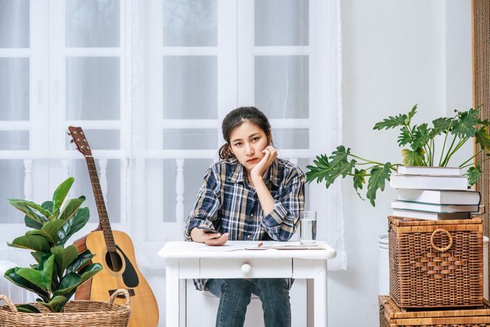 Lebih berhati-hati dalam mengambil keputusan/freepik.com/jcomp