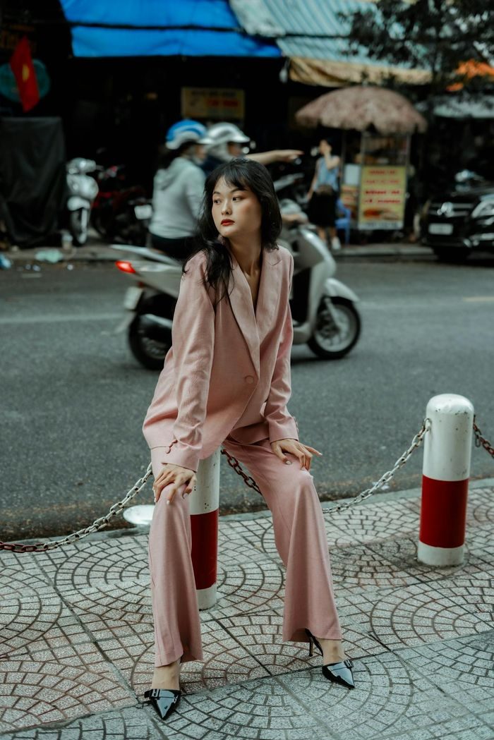 Mudah terpengaruh oleh lingkungan dan tekanan sosial