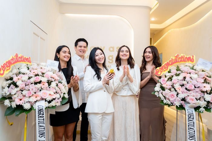 Syifa Hadju di Dermalogia