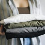 Tips Melipat Baju Bebas Kusut & Rapi Seketika