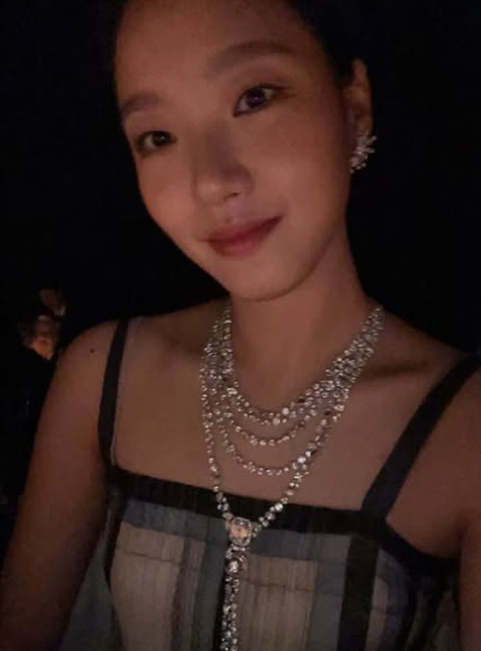 Kim Go Eun.