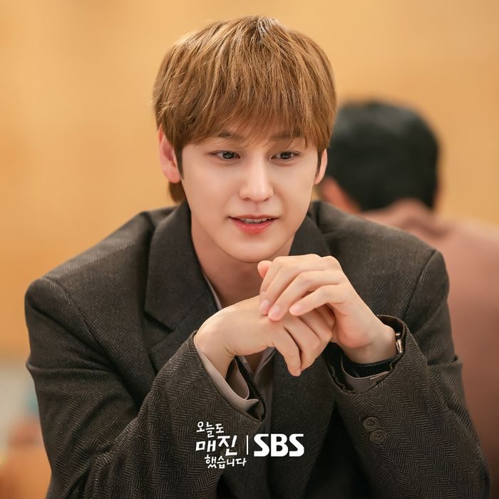 Kim Bum sebagai Seo Eric di drama Sold Out You