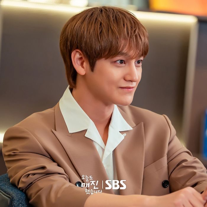 Kim Bum sebagai Seo Eric di drama Sold Out You