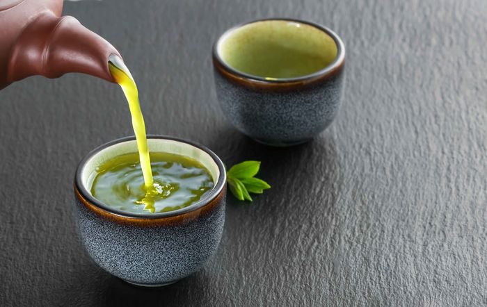 Studi menunjukkan bahwa teh hijau dapat mempercepat proses pembakaran lemak dan juga meningkatkan performa saat berolahraga. Studi menunjukkan bahwa teh hijau dapat mempercepat proses pembakaran lemak dan juga meningkatkan performa saat berolahraga.