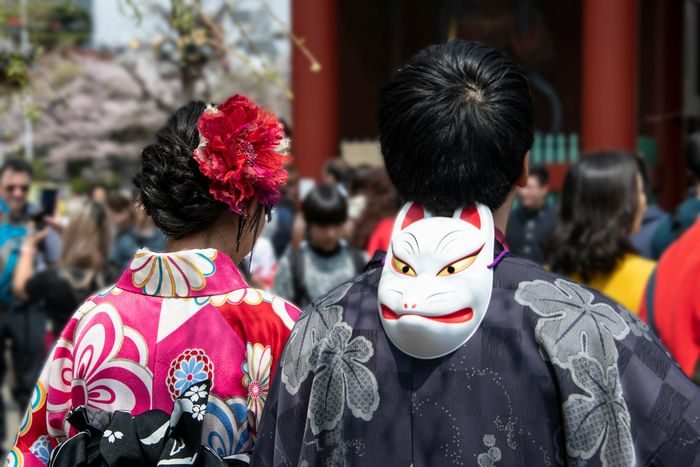 Bawa barang seperlunya adalah salah satu kunci penting saat pergi ke festival anime.