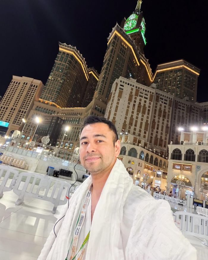 Raffi Ahmad menjadi salah satu nama artis naik haji di tahun 2026.