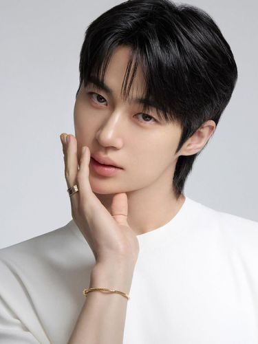 Byeon Woo Seok untuk BVLGARI Byeon Woo Seok untuk BVLGARI