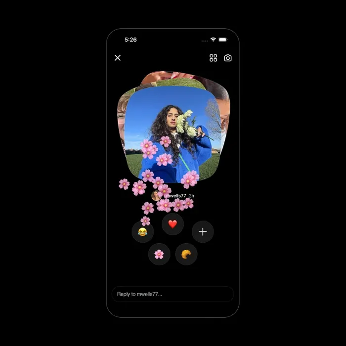 Buka kotak masuk/direct message Instagram. Kamu akan melihat tumpukan foto mini di pojok kanan bawah, lalu klik. Buka kotak masuk/direct message Instagram. Kamu akan melihat tumpukan foto mini di pojok kanan bawah, lalu klik.