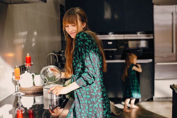 Orang yang langsung membereskan dapur saat masak cenderung memiliki kesadaran penuh dalam setiap aktivitas yang dilakukan