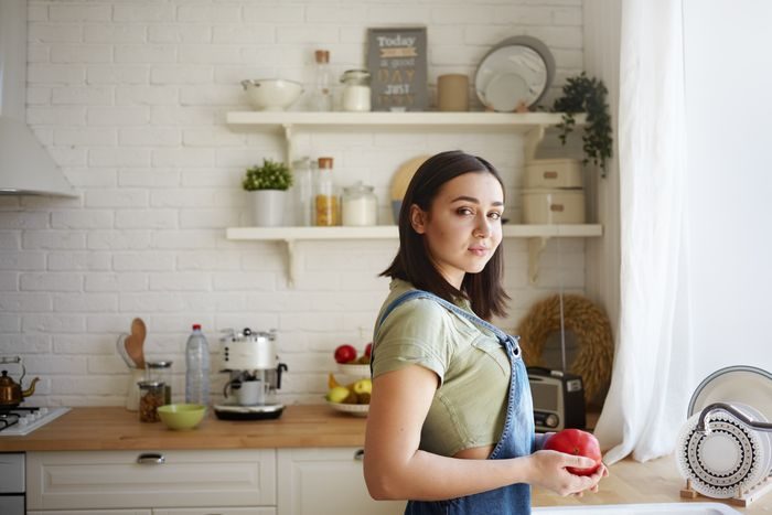 Orang yang langsung membereskan dapur saat masak cenderung memiliki standar pribadi yang tinggi dalam menjalankan aktivitas sehari-hari