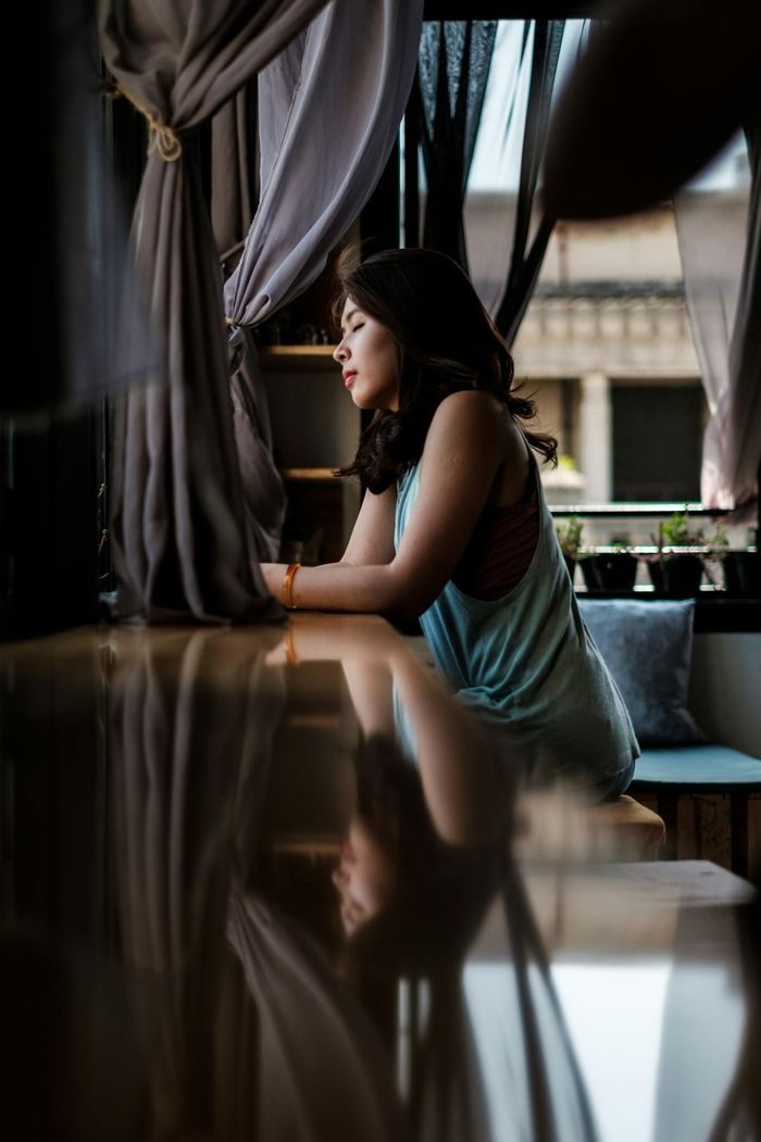Cenderung introvert atau menyukai interaksi yang lebih tenang