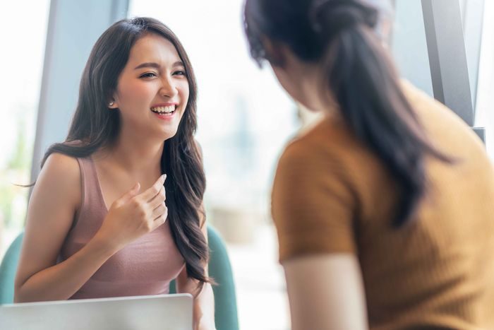 Ciri Kepribadian Perempuan Cerdas dan Berkelas