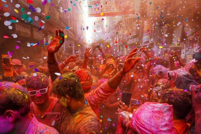 Holi
