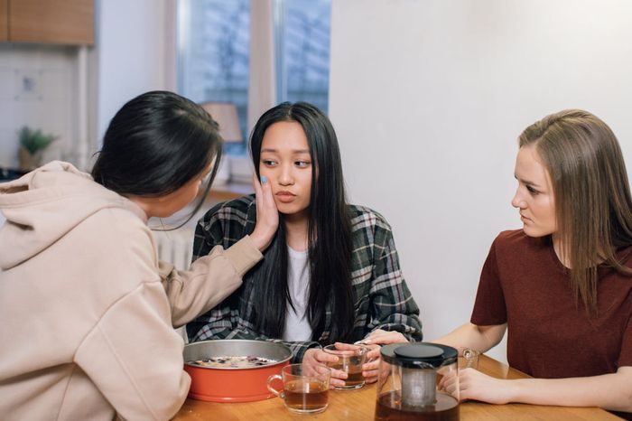Kalimat pertama yang diucapkan orang yang sedang tidak baik-baik saja tanpa ingin mengatakannya adalah “Aku baik-baik saja, jangan khawatirkan aku.” Kalimat pertama yang diucapkan orang yang sedang tidak baik-baik saja tanpa ingin mengatakannya adalah “Aku baik-baik saja, jangan khawatirkan aku.”