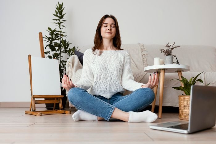 Kebiasaan Setelah Bangun Tidur yang Bikin Badan Ramping Tanpa Harus ke Gym