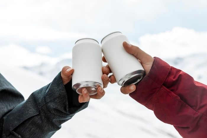 Minuman elektrolik mengandung banyak gula. Selain tidak baik untuk kesehatan, minuman ini juga dapat menaikkan berat badan.