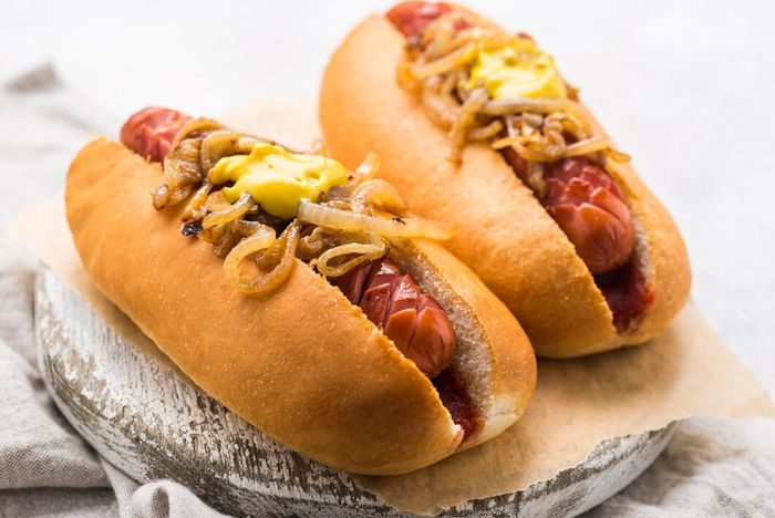 hot dog termasuk makanan yang pantang dikonsumsi orang Jepang. hot dog termasuk makanan yang pantang dikonsumsi orang Jepang.