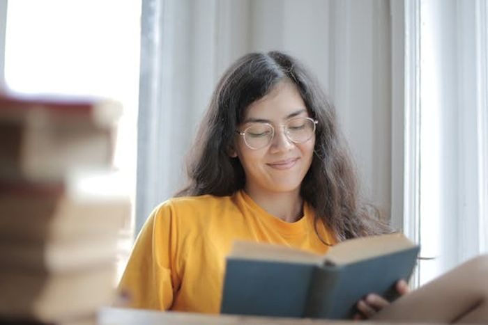 Membaca/pexels.com/Andrea Piacquadio