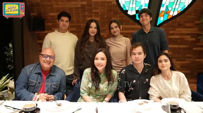 Maia Estianty family