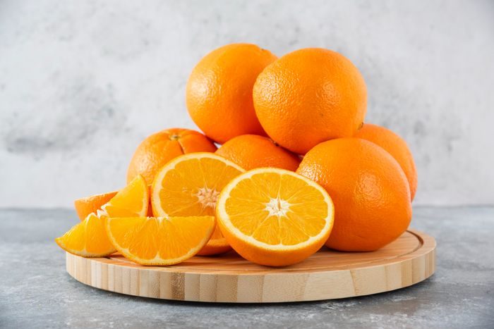 Jeruk menjadi salah satu buah favorit karena harganya yang terjangkau, mudah ditemukan, dan punya manfaat luar biasa untuk membantu memulihkan cairan tubuh setelah berpuasa. Jeruk menjadi salah satu buah favorit karena harganya yang terjangkau, mudah ditemukan, dan punya manfaat luar biasa untuk membantu memulihkan cairan tubuh setelah berpuasa.