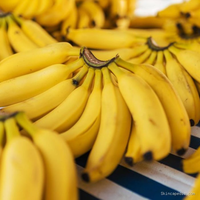 Buah pisang baik dikonsumsi penderita asam urat. Pisang mengandung serat yang tinggi. Buah pisang baik dikonsumsi penderita asam urat. Pisang mengandung serat yang tinggi.