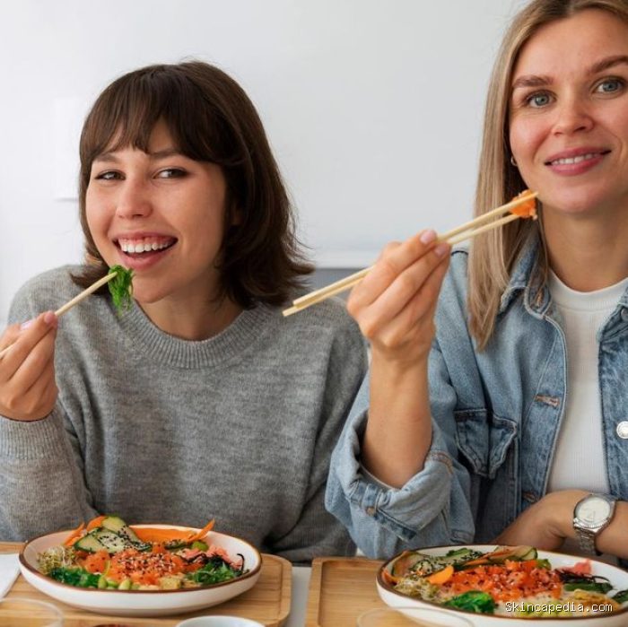 Ternyata Makan Bersama Punya Banyak Manfaat, Ini Kata Ahli/Foto: Magnific.com