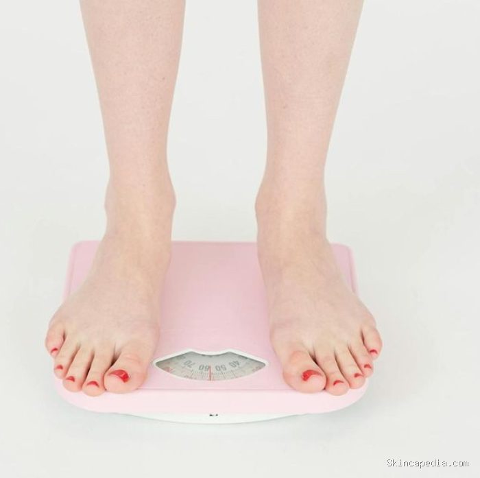 Manfaat konsumsi jus wortel juga bisa dirasakan untuk membantu pengelolaan berat badan karena rendah kalori dan mengandung nutrisi penting. Manfaat konsumsi jus wortel juga bisa dirasakan untuk membantu pengelolaan berat badan karena rendah kalori dan mengandung nutrisi penting.