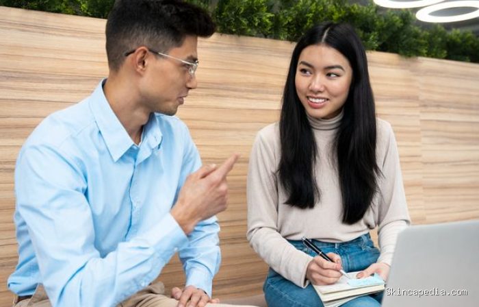 Orang yang benar-benar baik hati akan bertanggung jawab atas kesalahan yang dibuatnya. Orang yang benar-benar baik hati akan bertanggung jawab atas kesalahan yang dibuatnya.