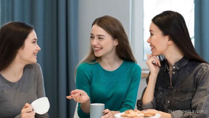 Cara mengenali orang dengan IQ rendah dari cara mengobrol adalah mereka selalu ingin merasa benar. Mereka merasa perlu memenangkan percakapan yang seharusnya bukan menjadi perdebatan.