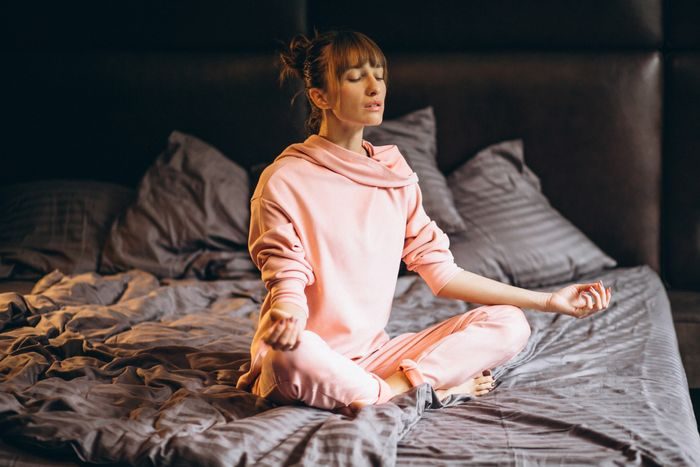 Perempuan yang sering anggap lebih muda dari usianya tahu pentingnya memanfaatkan waktu untuk bersantai untuk melepaskan stres.