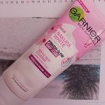 Cek Ingredients Garnier Sakura White Pinkish Glow Whip Foam Terbaru