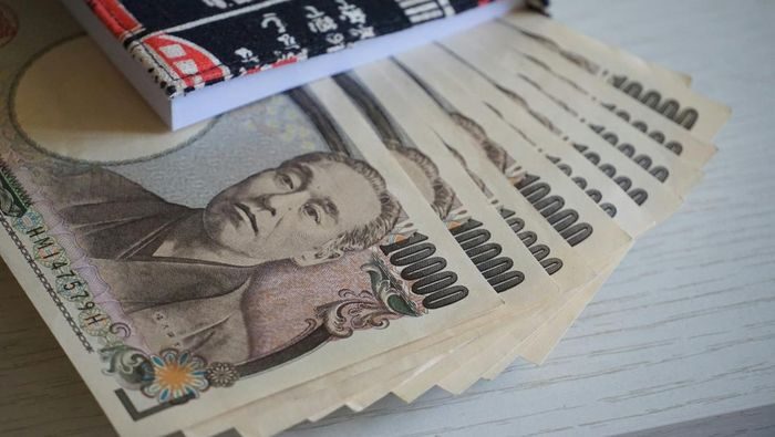 Mata uang Yen termasuk mata uang baik untuk investasi. Nilainya stabil. Mata uang Yen termasuk mata uang baik untuk investasi. Nilainya stabil.
