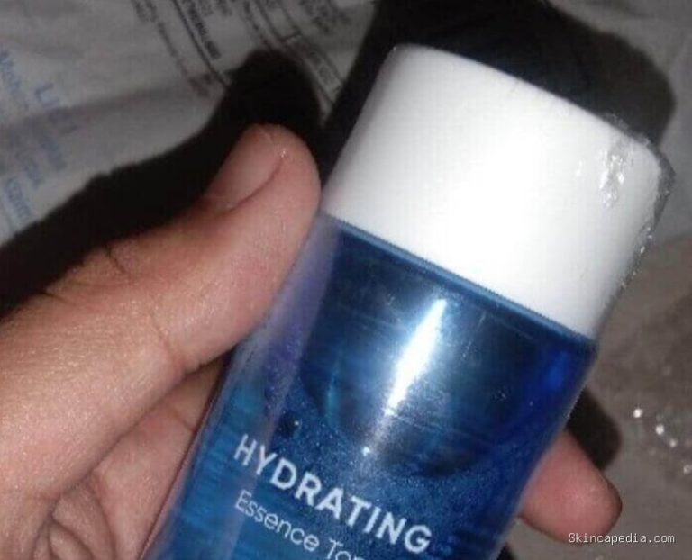 Everwhite Hydrating Essence Toner: Cek Ingredients Rahasianya