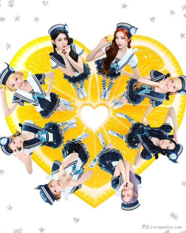 Potret Hearts2Hearts dalam foto konsep 'Lemon Tang'.