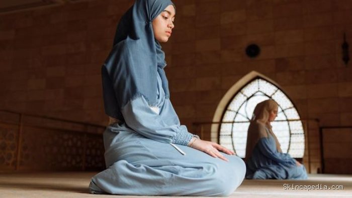 Hukum salat tarawih sendiri. Salat Tarawih dianjurkan untuk dilaksanakan secara berjamaah. Namun, dalam kondisi berhalangan (uzur), bisa menunaikannya secara mandiri (munfarid). Hukum salat tarawih sendiri. Salat Tarawih dianjurkan untuk dilaksanakan secara berjamaah. Namun, dalam kondisi berhalangan (uzur), bisa menunaikannya secara mandiri (munfarid).