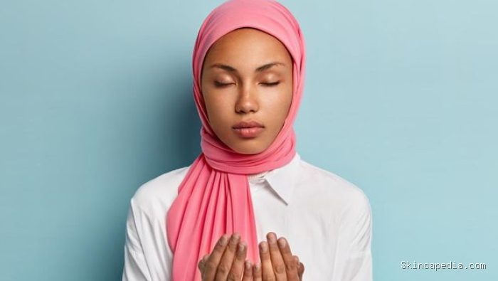 Ilustrasi berdoa Ilustrasi berdoa