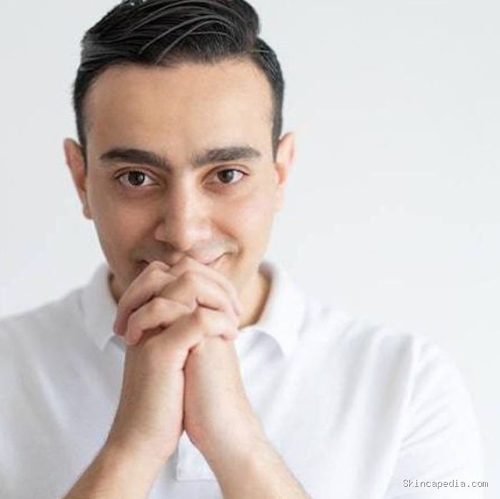 Male Gaze merupakan konsep yang menjelaskan bagaimana perempuan sering digambarkan dalam sebuah film atau iklan dari sudut pandang laki-laki. Male Gaze merupakan konsep yang menjelaskan bagaimana perempuan sering digambarkan dalam sebuah film atau iklan dari sudut pandang laki-laki.