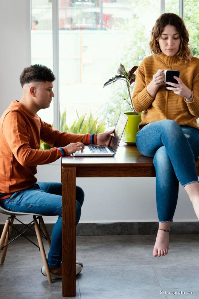 Orang dengan IQ rendah yang memiliki kemampuan berpikir rata-rata lebih banyak berbicara daripada mendengarkan. Orang dengan IQ rendah yang memiliki kemampuan berpikir rata-rata lebih banyak berbicara daripada mendengarkan.