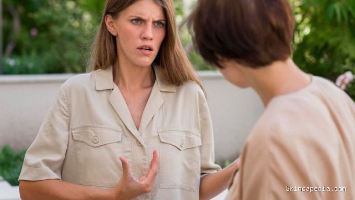 Cara mengenali orang tidak punya hati dari kalimatnya adalah saat mereka dengan berani mengatakan, “Kamu terdengar sangat bodoh”. Cara mengenali orang tidak punya hati dari kalimatnya adalah saat mereka dengan berani mengatakan, “Kamu terdengar sangat bodoh”.