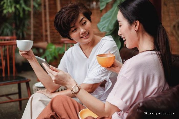 Kemampuan mendengarkan menjadi salah satu <a href=