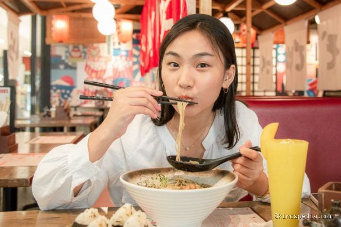 Orang yang suka mencoba restoran baru punya rasa ingin tahu yang tinggi. Ketika mereka menjadikan aktivitas mencoba hal baru sebagai hobi, mereka sebenarnya sedang melatih dan memenuhi kebutuhan jiwa mereka. Orang yang suka mencoba restoran baru punya rasa ingin tahu yang tinggi. Ketika mereka menjadikan aktivitas mencoba hal baru sebagai hobi, mereka sebenarnya sedang melatih dan memenuhi kebutuhan jiwa mereka.